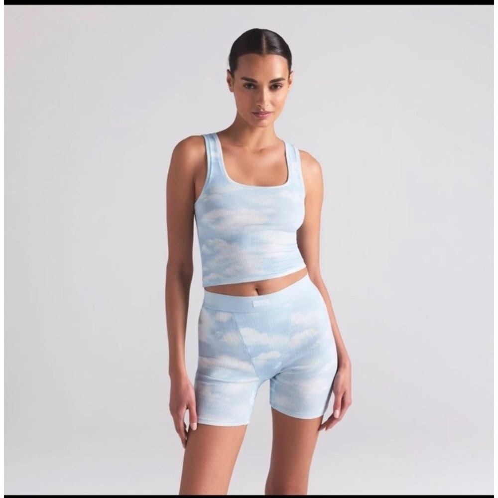 Skims Cotton Rib Tank in Blue Quartz Cloud Print, Size Small